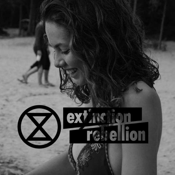 Meet your Posher, Ella - Picture 1 of 1